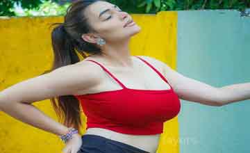 Disha Waiting For Handsome And Romantic Guy photo